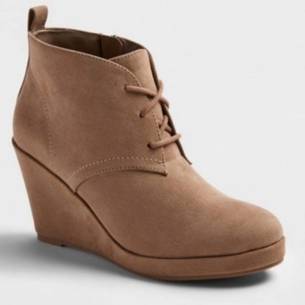 Dolce Vita women's ankle boots tan wedge heels size 10W